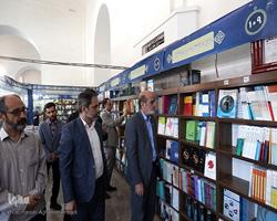 بازدید رییس جهاددانشگاهی از نمایشگاه کتاب تهران