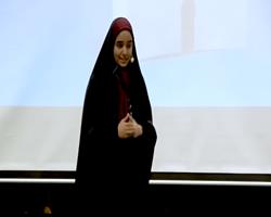 اجرای فاطمه پایداری در دومین دوره مسابقات ملی‌ ارائه سه‌ دقیقه‌ای