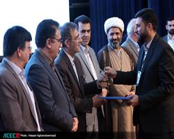 برگزیدگان جشنواره ملی کتاب‌سال دانشجویی معرفی و تجلیل شدند